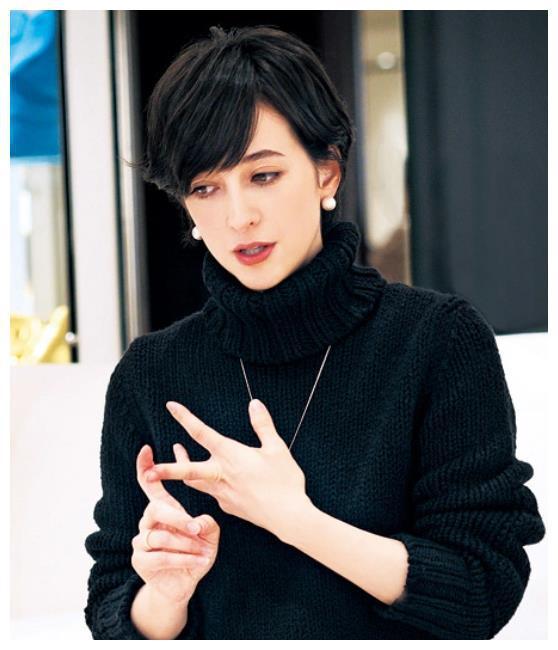 娱乐圈吃真瓜的男明星,那些吃尽真瓜的男明星众生相 第2张 娱乐圈吃真瓜的男明星,那些吃尽真瓜的男明星众生相 第2张