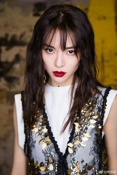 娱乐吃瓜姐钟楚曦,娱乐吃瓜界的风云人物 第3张 娱乐吃瓜姐钟楚曦,娱乐吃瓜界的风云人物 第3张